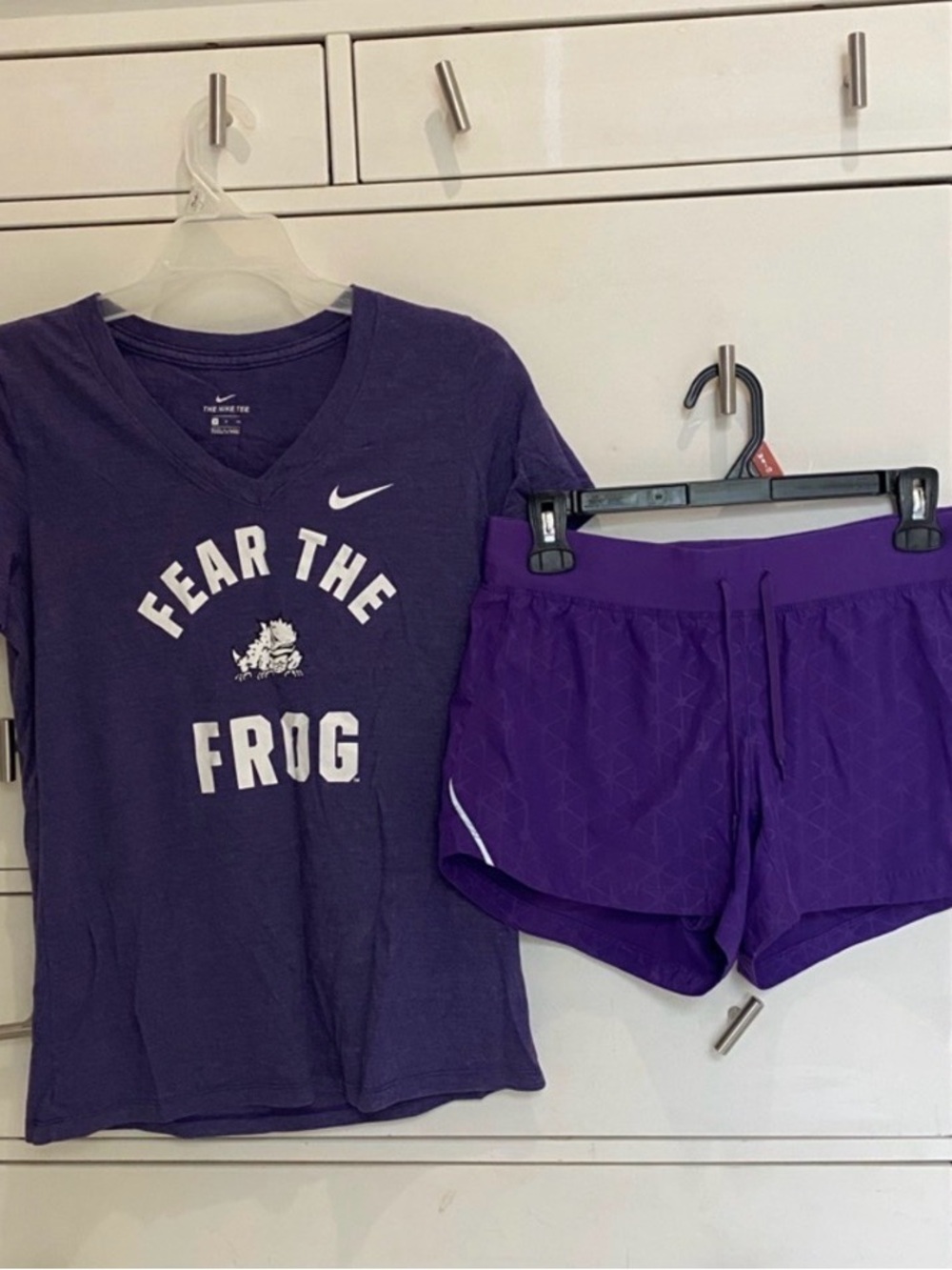 Nike Set of Purple Heather Logo V-Neck Tee & swim Short
